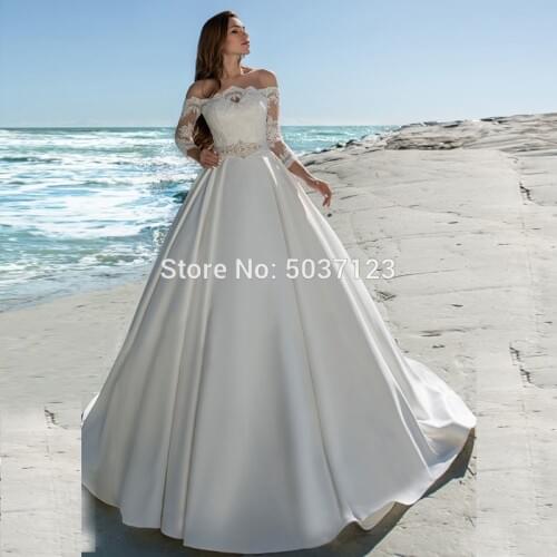 Luxury Satin Ball Gown Off the Shoulder Wedding Dresses Lace Appliques Long Sleeves Button Illusion Bridal Gown Vestido De Noiva