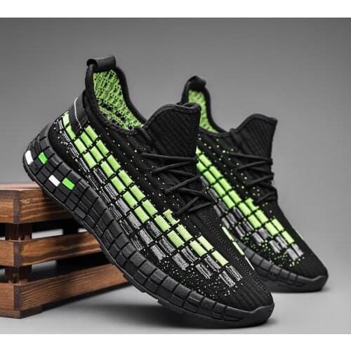 Flying woven mens shoes student running shoes Korean breathable sports shoes mens fashion casual shoes 2021 new summer