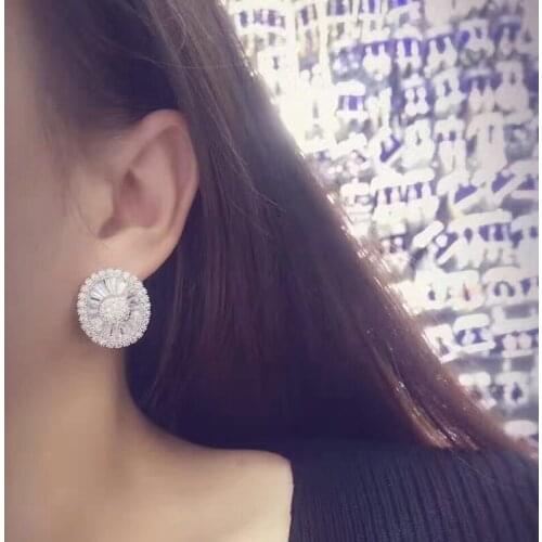 YAN MEI Round AAA Cubic Zirconia Stud Earrings For Girls Women White Gold Color brincos Party Gift GLE5615