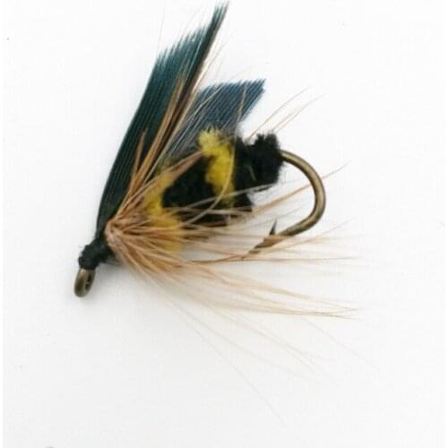 5PCS/Lot Yellow & Black Bee Lure Fly Fishing Dry Flies Bumblebee Fake Bait for Trout Bass Bluegill Dry Fly Angling Size 10