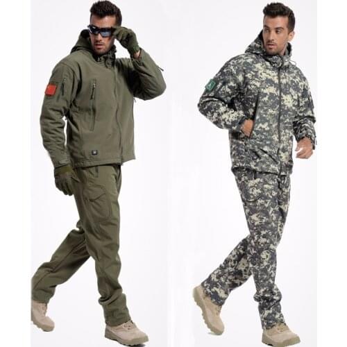 Men Army Sport Waterproof Hunting Clothes Military Jacket+Pants Outdoor Tactical Soft Shell Camouflage Jacket Set
