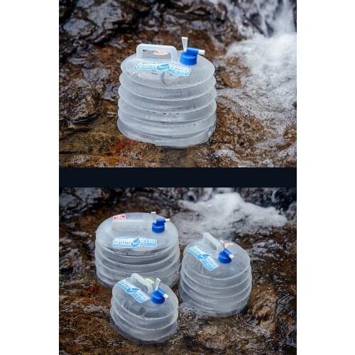 Portable outdoor foldable water tank