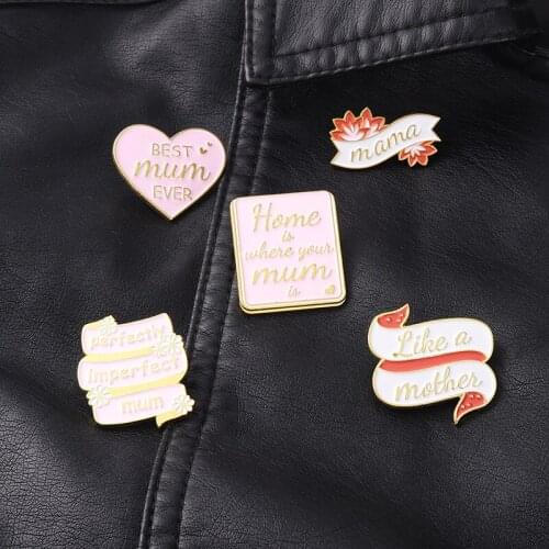 Pink Heart Enamel Badges Letter Lapel Pins Women Fashion Anime Brooches On Backpack Cute Hijab Pin Decorative Brooch For Clothes