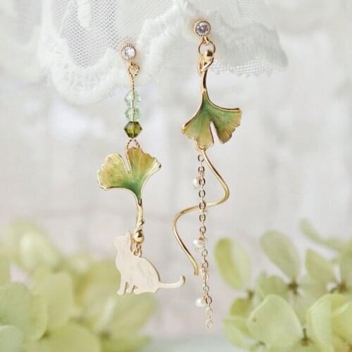 New Yemao Asymmetric Metal Earrings Personality Temperament Ladies Fashion Earrings Simple And Versatile Jewelry