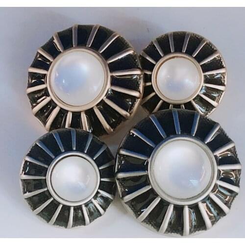 10pcsFaux Pearl Gold Metal Women Coat Buttons For Clothing Garment Decorative Large Vintage Buttons Sewing Accessories Wholesale