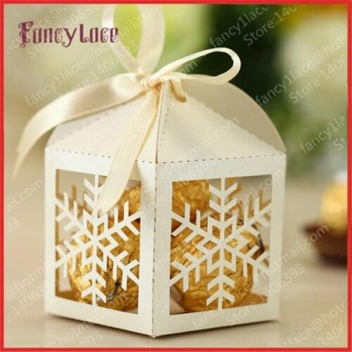 Hot!!50pcs Laser Cut Snowflake Gift Candy Box Customized Chocolate Box for Christmas Party Decoration Gift Favor, Free Shipping
