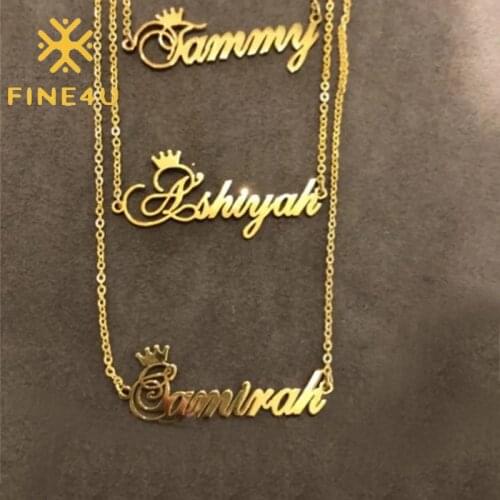 FINE4U N579 Personalized Name Necklace Stainless Steel Custom Made Nameplate Necklace for Mother’s Day