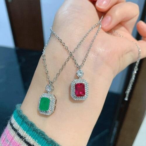Square green grandmother, ruby red Pendant Necklace, fashionable luxury, fashionable shining jewelry gift for women