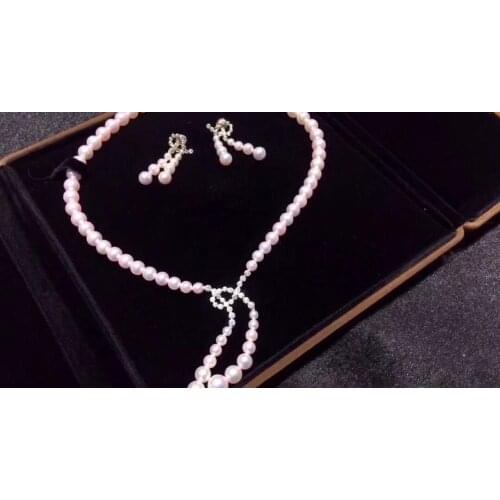 A set of south sea white pearl necklace &earring KKK