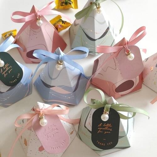 Gift Box Pyramid Boxes Packaging Baby Shower Chocolate White Paper Box with Ribbon Wedding Favors Candy Small Boxes for Gifts