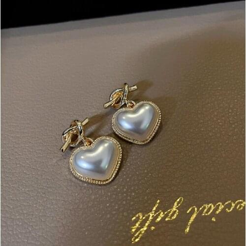 South Korean fashion personality tide earrings love imitation bead eardrop web celebrity temperament design earrings stud orname