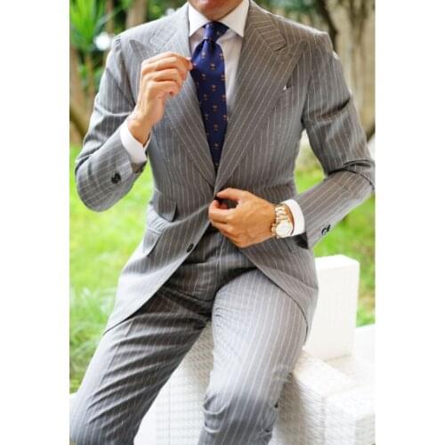 2021 Light Gray Striped Suit Men Vintage Tailored Slim Business Suits Dinner Suits Prom Dresses Groom Wear 2Piece(Jacket+Pants)