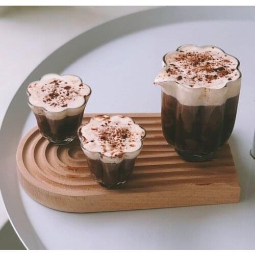 Ins Japanese Style Frost Flowers Porcelain Kung Fu Tea Cup Petal Sake Glass Female Art Wine Shot Glass Whisky Tumbler Teacup