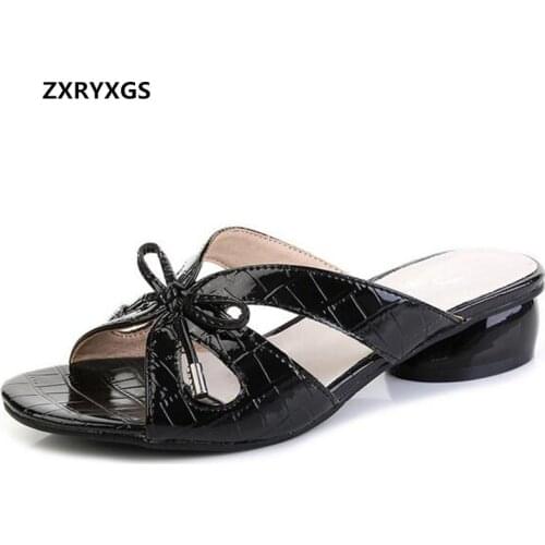 ZXRYXGS 2021 New Summer Open Toe Slippers Top Cowhide Patent Leather Bow Women Slppers Trendy Sandals Big Size Mid Heel Sandals