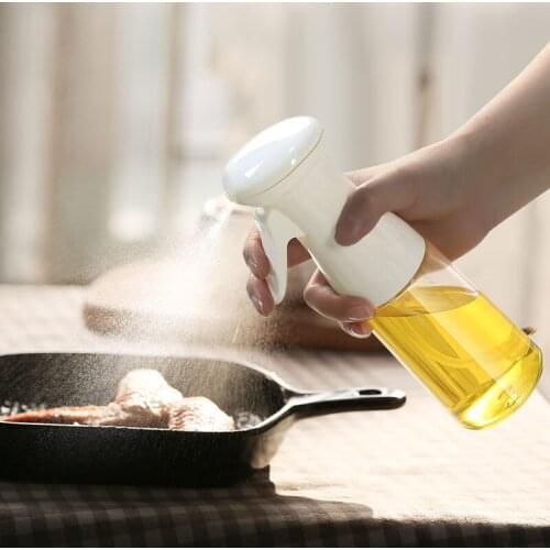 Plastic Oil Spray Bottle Creative Baking Vinegar Sprayer Barbecue Spray Olive Oil Sauce Bottle Household Kitchen Cooking Tools