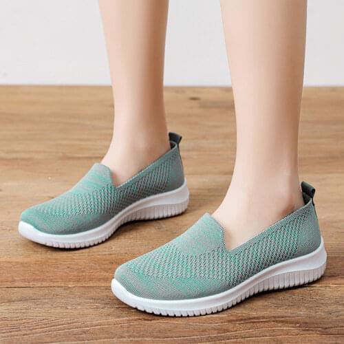 Womens Shoes Knitted Sneakers Ladies Mesh Breathable Slip On Vulcanized Shoes Flats Spring Fashion Female Walking Footwear