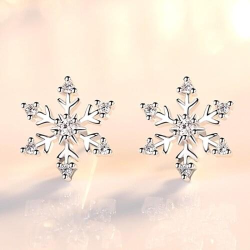 2021 New Lovely Snowflake Charm Earring For Women Christmas Gift Fashion Crystal Zircon Stud Earrings Girls New Year Jewelry
