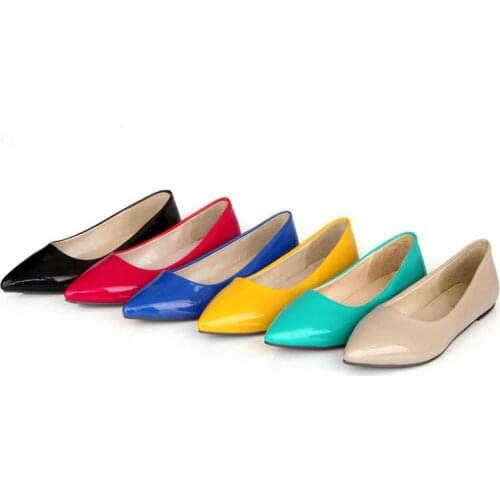 Sianie Tianie Women's Slip-ons