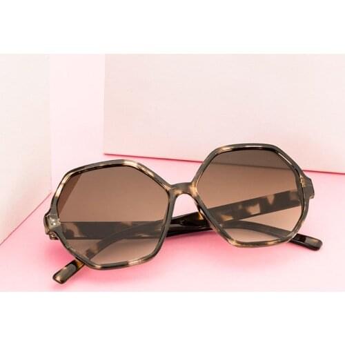 Luxury Round Sunglasses Ladies Fashion Glasses Brand Designer Retro Solar Sun Glasses Women Sexy Eyewear Unisex Shades