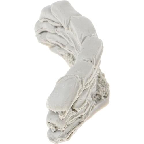 1/35 Resin Model Unpainted Kit Ammunition Box Bags Accessories Sandbags Wall