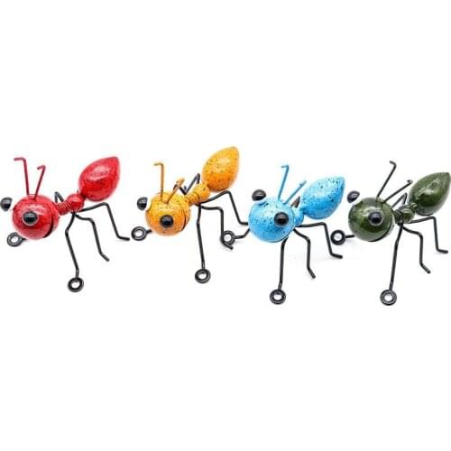 4PC Colorful Metal Ant Wall Decor, Room or Outdoor Garden Yard Art Wall Sculptures for Outdoor Backyard Porch Patio Lawn