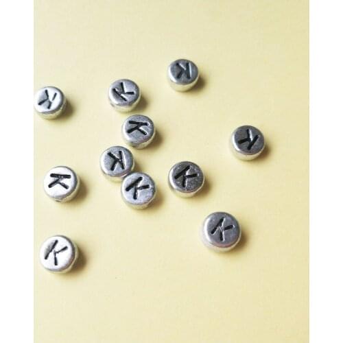 Mini Order 500pcs/Lot Single Character K Silver Alphabet Beads 4*7MM Flat Round Shape Plastic Letters Initial Bracelet DIY Beads
