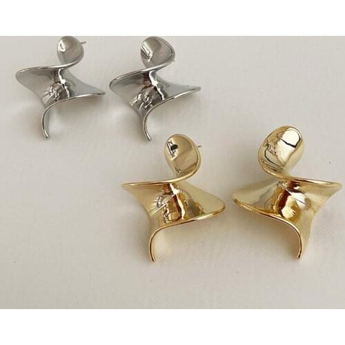 AOMU Ins Fashion Retro Gold Silver Color Personality Geometric Irregular Twisted Stereoscopic Metal Stud Earrings for Women