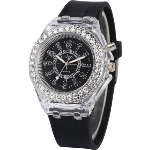 Fashion Quartz Watch for Men Women LED Colorful Flash Design Wristwatch Luxury Diamonds Clock Silicone Strap Unisex Watches