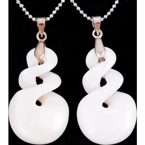 Natural Mother of Pearl Shell Necklaces Pendants Pink Shells for Femme Silver Color Bohemia Statement Necklace Jewelry D386