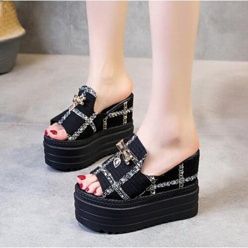2021 Summer Fashion High Heels Shoes Women Platform Wedge Slippers Luxury Designer Ladies Street Beach Sandals Slides Zapatos