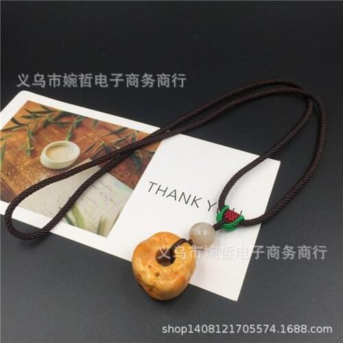 Natural Yellow Beeswax Peace Buckle Pendant Necklace Long Rope Chain Necklaces Fashion Jewelry Gifts For Women Men