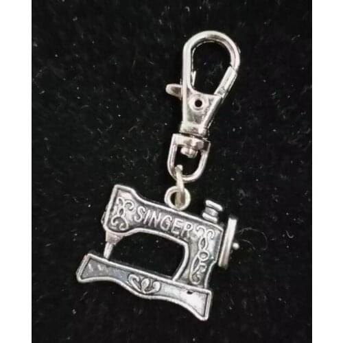 Vintage Sewing Machine Rotate Charm KeyChain For Car Key Ring Bag Key Chains Findings Accessories Fashion Jewelry