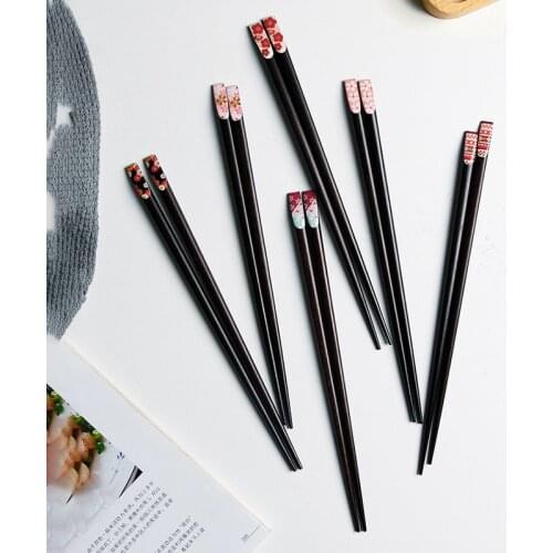 1Pair Japanese Style Chopsticks Healthy Tableware High Quality Premium Iron Wooden Gift Portable Reusable Sushi Food Chopsticks