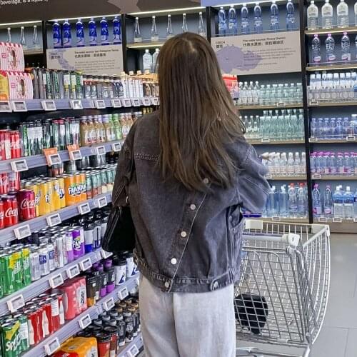 2021 spring and autumn new net celebrity denim jacket female retro hole self-cultivation short small casual Korean jacket