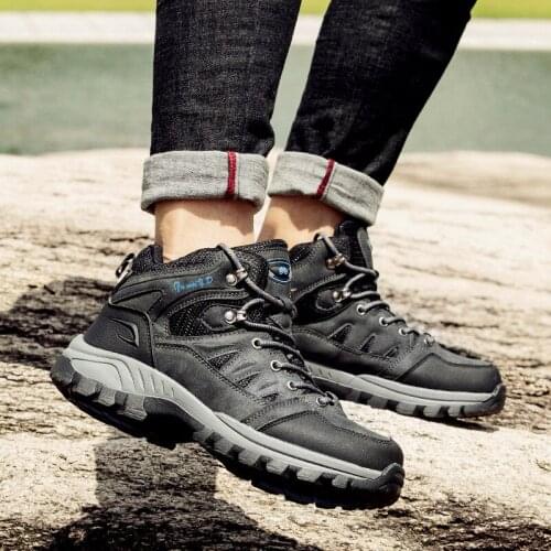 Winter Men Snow Boots Super Warm Men Hiking Boots Comfortable and breathable Leather Mens Boots Outdoor Sneakers Work Shoes