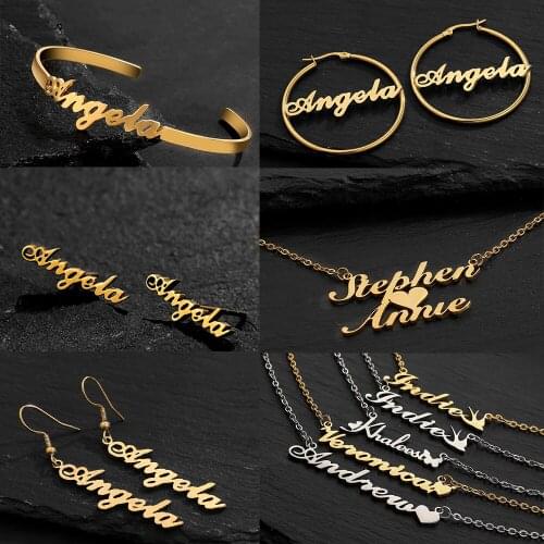 NEULRY Women Fashion Custom Stainless Steel Name Necklace Butterfly Gold Personalized Initial Letters Customed Pendant Jewelry