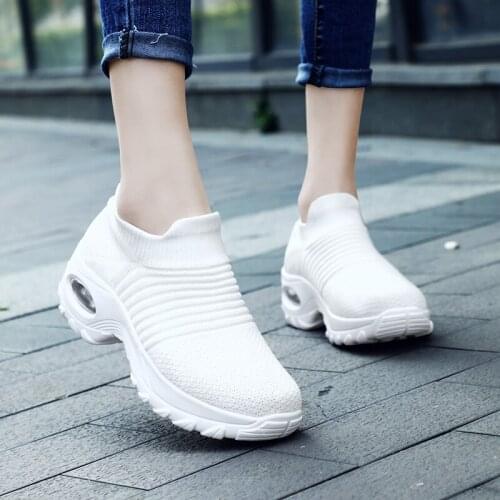 Women Light Casual Shoes Sneakers Jogging Shoes Breathable Sneakers Women Trainers Slip on Loafer Shoe Tennis Womens Sock Shoes