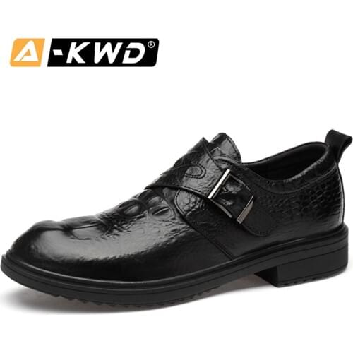 2020 Men Casual Shoes Genuine Leather Mens Loafers Soft Mocasines hombre Breathable Dress Shoes Slip on Black Driving Shoes Men
