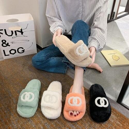 2021 Crystal Decoration Fur Slippers Women Flat Heel Winter Home Cotton Slippers Femme Rhinestone Plush Women Slippers Flip Flop