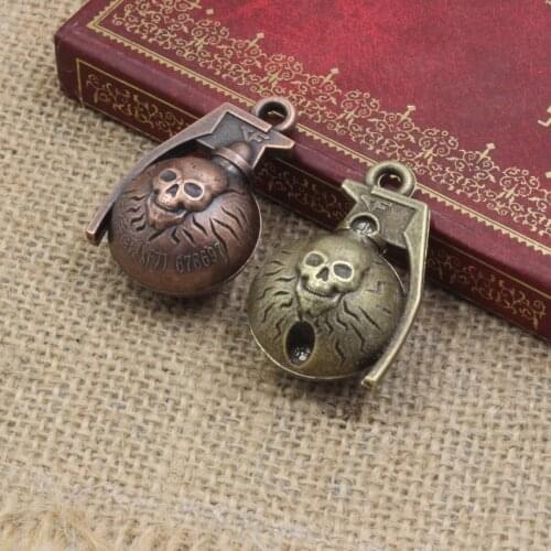 10pcs/lot Metal Zinc Alloy Bronze imitate Skull antitank grenade Charm Pendant For Necklace DIY Jewelry Making 23x26x41mm K05201