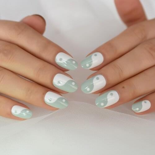 White False Nails Oval Round Press On Nails Short Pinkblue Symmetry Silk Full Cover Nail Tips For Special Girls Daily Wear