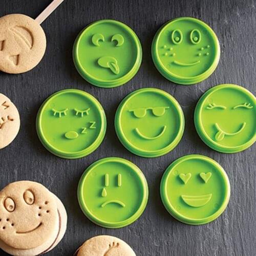 7Pcs/set Smiley Biscuit Mold Cake Decorating Tools embossing biscuit moulds DIY Smiling Face Cookie Cutter Set
