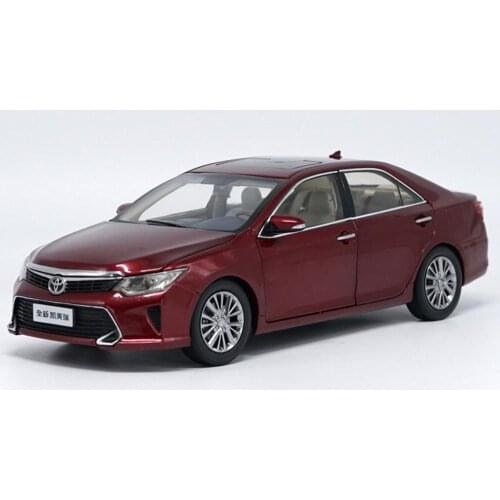 1/18 Scale Toyota Camry 2015 7th Generation Red Diecast Car Model Toy