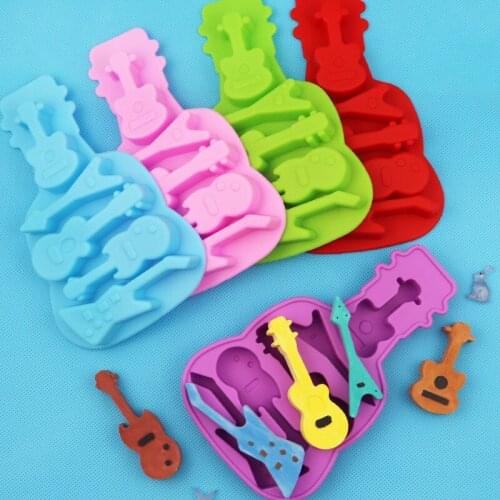 5-cavity instrument guitar Silicone mold Chocolate cake mold Ice tray mold Aromatherapy plaster mold DIY baking