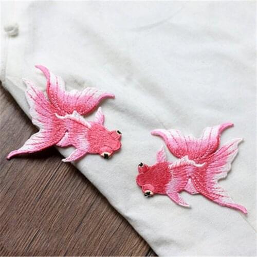 Ursmart Brand Black Golden Red Fish beautiful Embroidered Patches Sewing Stickers for Clothing Applique Diy Accessories