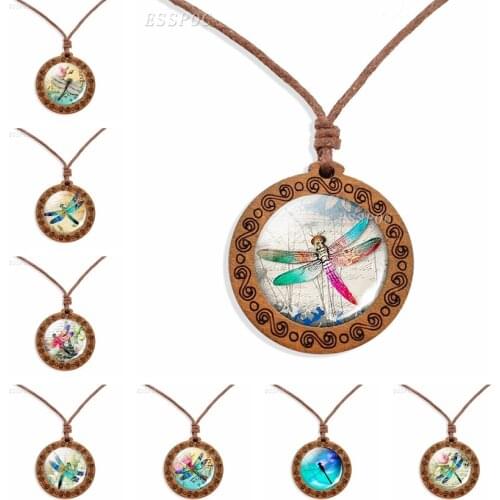 Glamorous Dragonfly Pattern Wooden Necklace Women Gifts Dragonfly flying Glass Cabochon Fashion Jewelry Wood Pendant Necklaces