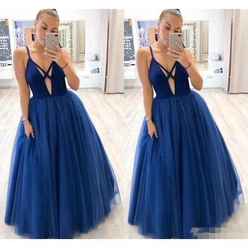 Sexy Royal Blue Prom Dresses Plunging V Neck Tulle Floor Length A Line Spaghetti Straps Formal Evening Graduation Party Gown