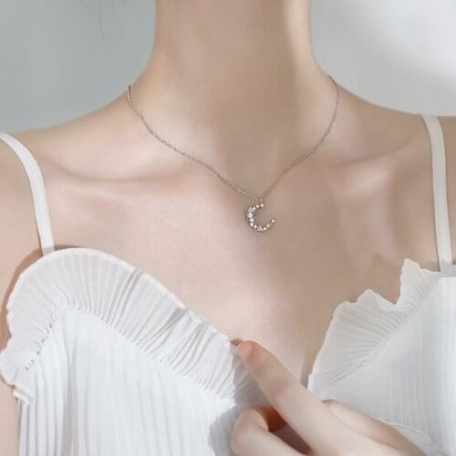 Moon lady crescent Korean clavicle chain simple temperament Star Moon Pendant personality net red