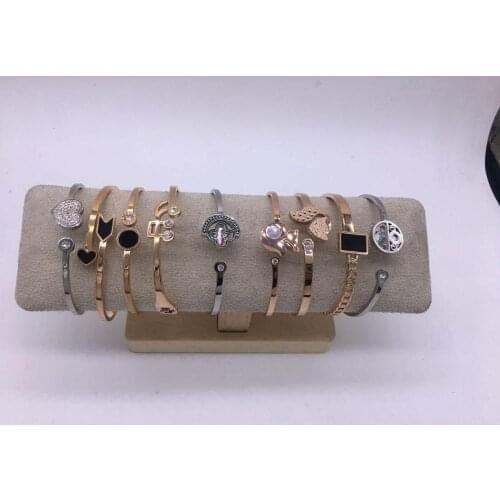 MAIYAJOO Rigid Bracelets