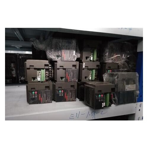 Inverter FVR-E11 1.5KW 220V FVR1.5E11S-2 , Used one , 90% appearance new , 3 months warranty , fastly shipping